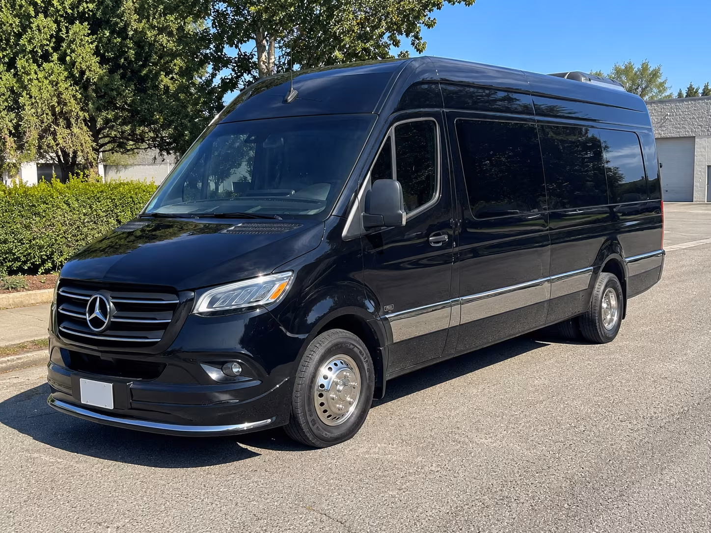 St. Petersburg Airport Shuttle & Transportation pickup coordination