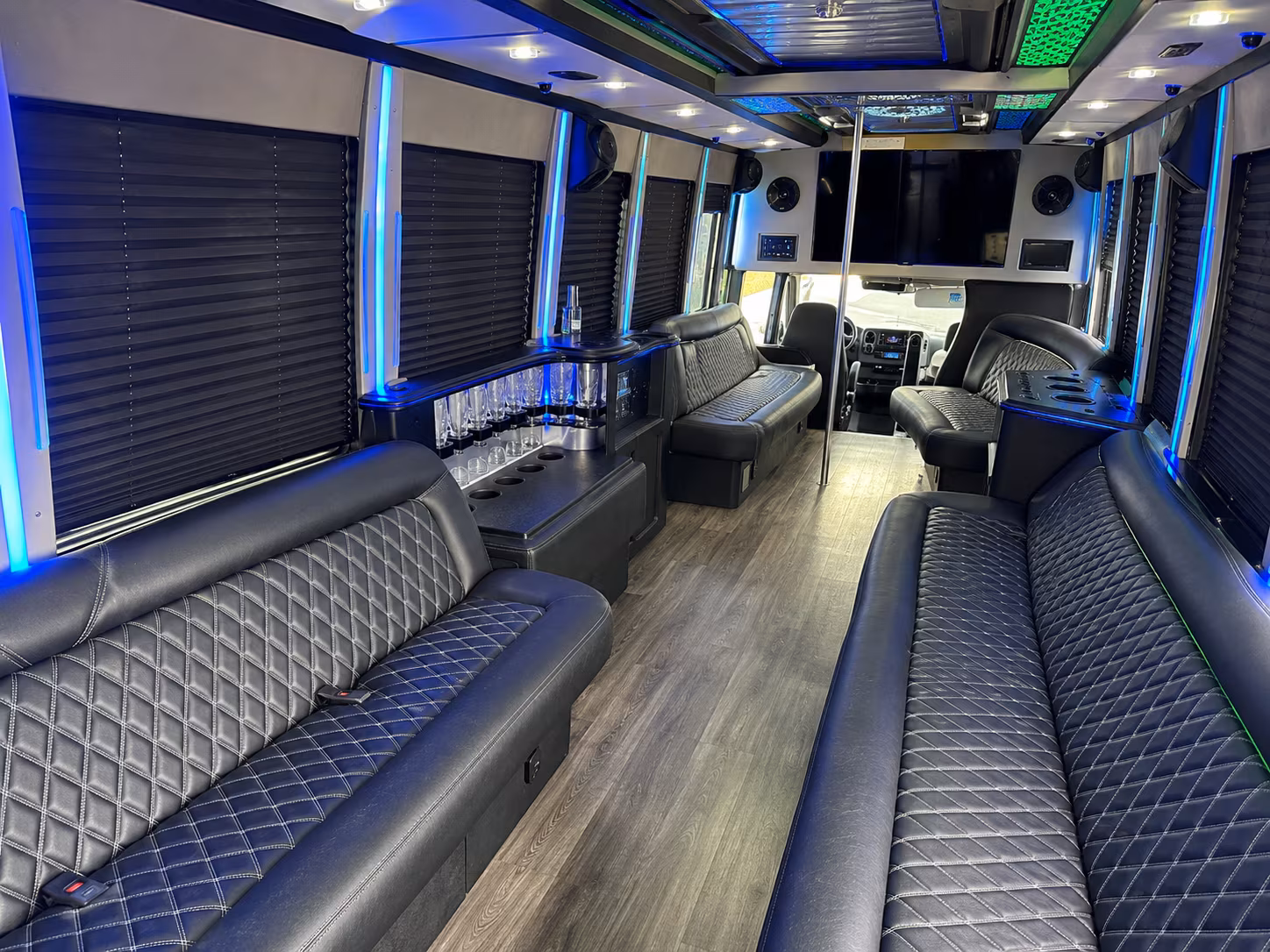 St. Petersburg Birthday, Sweet 16, & Quinceañera Party Bus Rentals