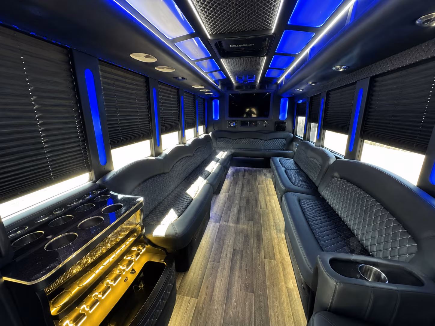 St. Petersburg Birthday, Sweet 16, & Quinceañera Transportation party bus exterior