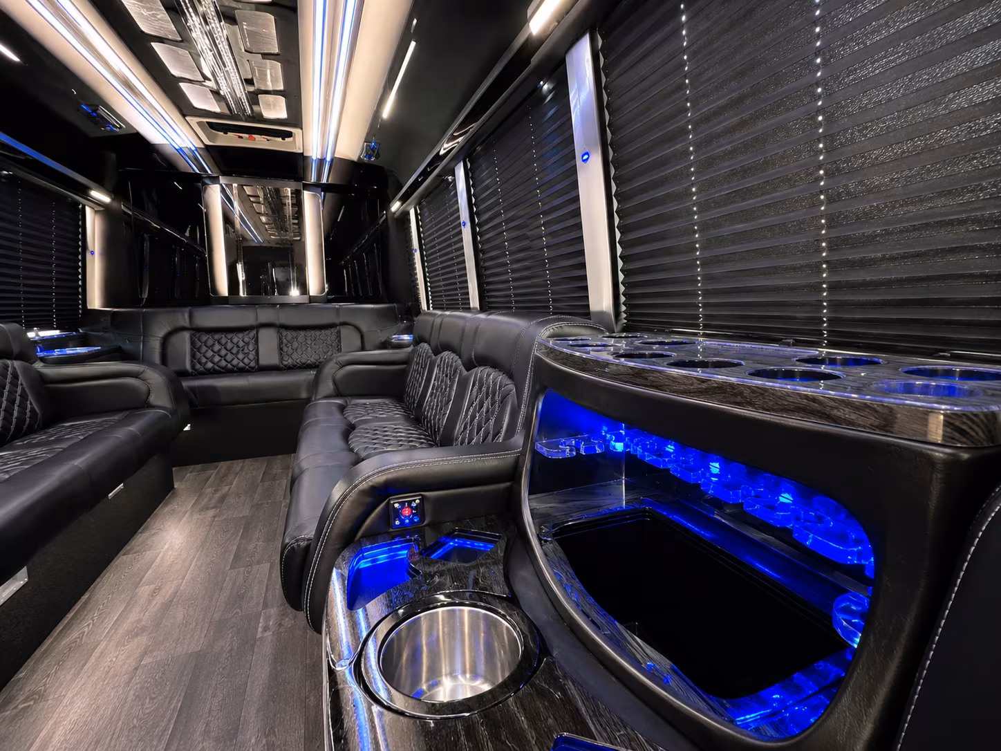 St. Petersburg Prom & Homecoming Transportation party bus exterior