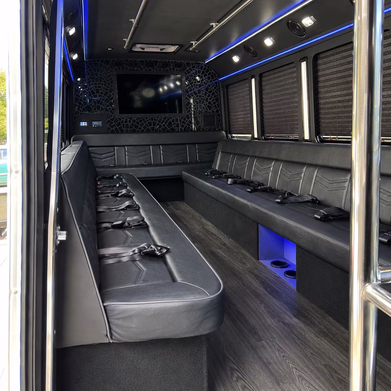 Tampa Birthday, Sweet 16, & Quinceañera Party Bus Rentals